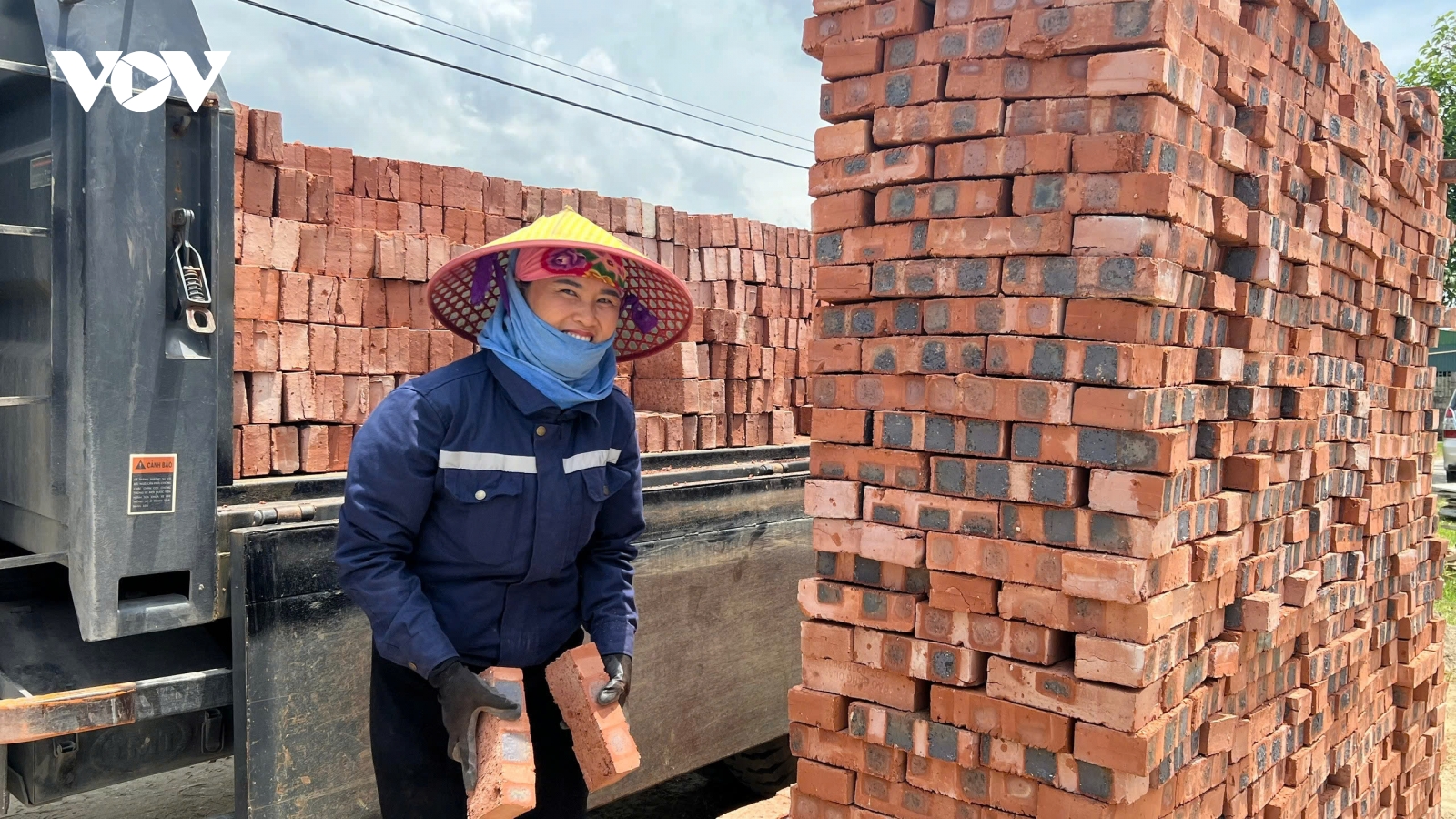 Nghệ An siết chặt đối tượng mua - bán nhà ở xã hội