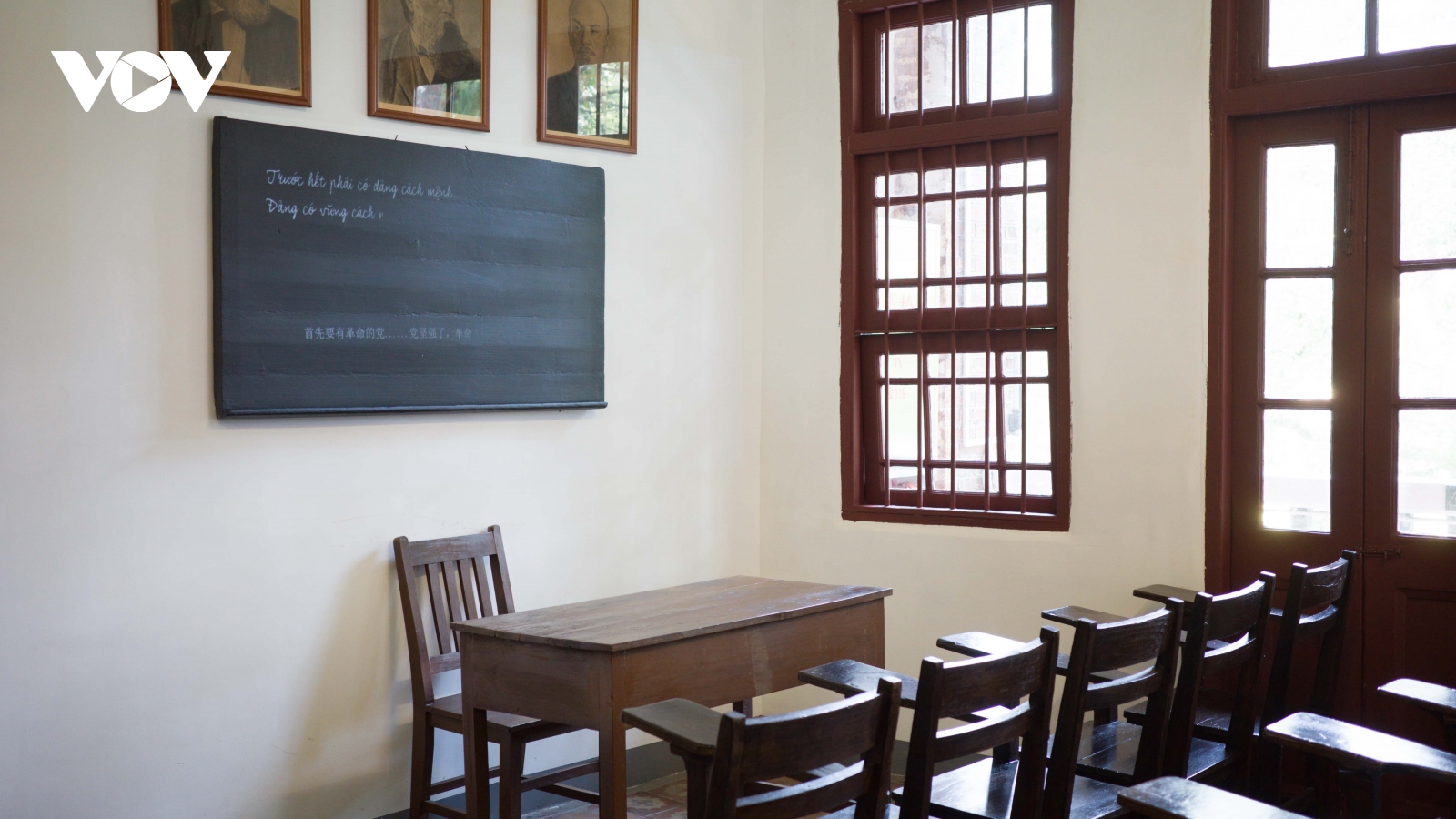 Thăm di tích với nhiều bức ảnh, hiện vật quý về Bác Hồ tại Quảng Châu, Trung Quốc