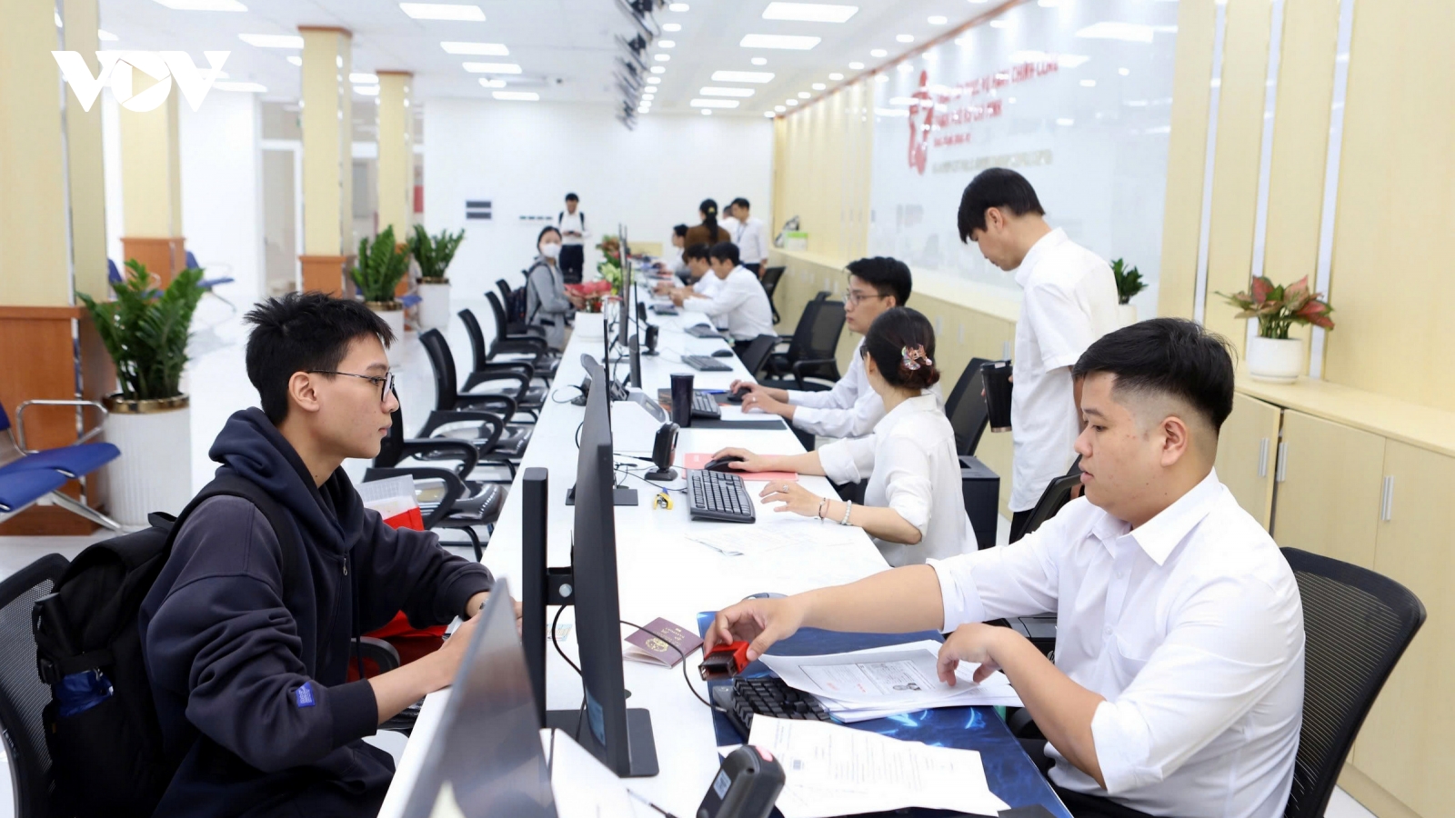 TP.HCM đãi ngộ phụ cấp tối thiểu 300% lương với chuyên gia đầu ngành