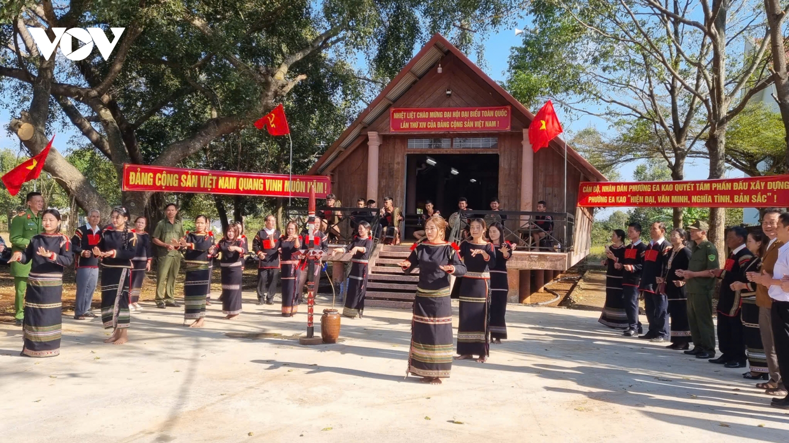 Người dân cả nước gửi trọn niềm tin, kỳ vọng vào Đại hội XIV của Đảng