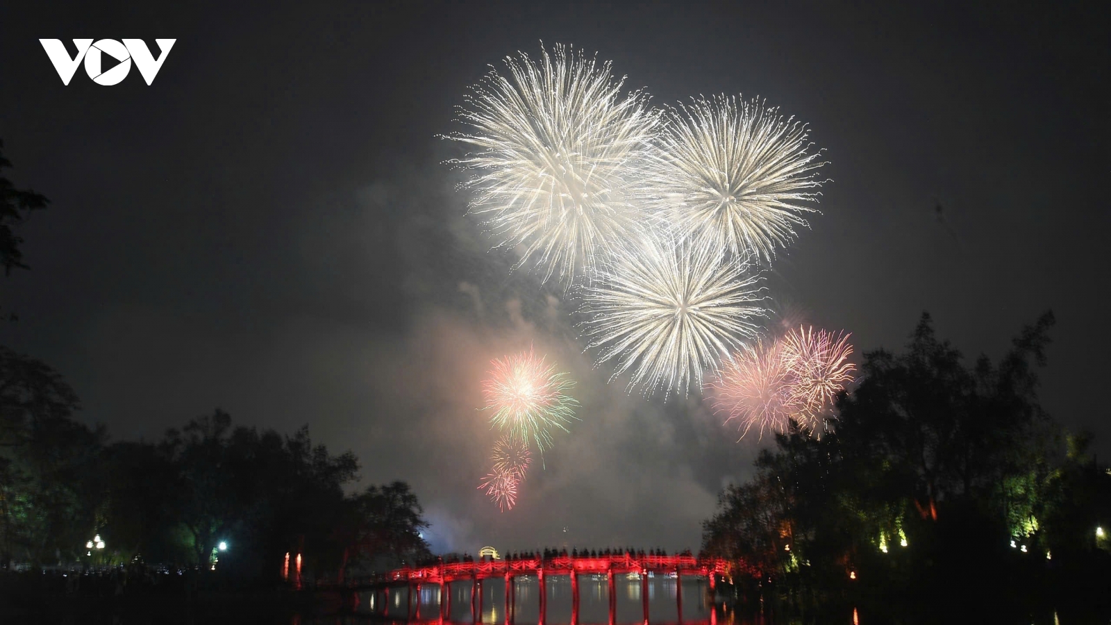 Bắc Ninh tổ chức 2 điểm bắn pháo hoa tầm cao và 19 điểm tầm thấp dịp Tết