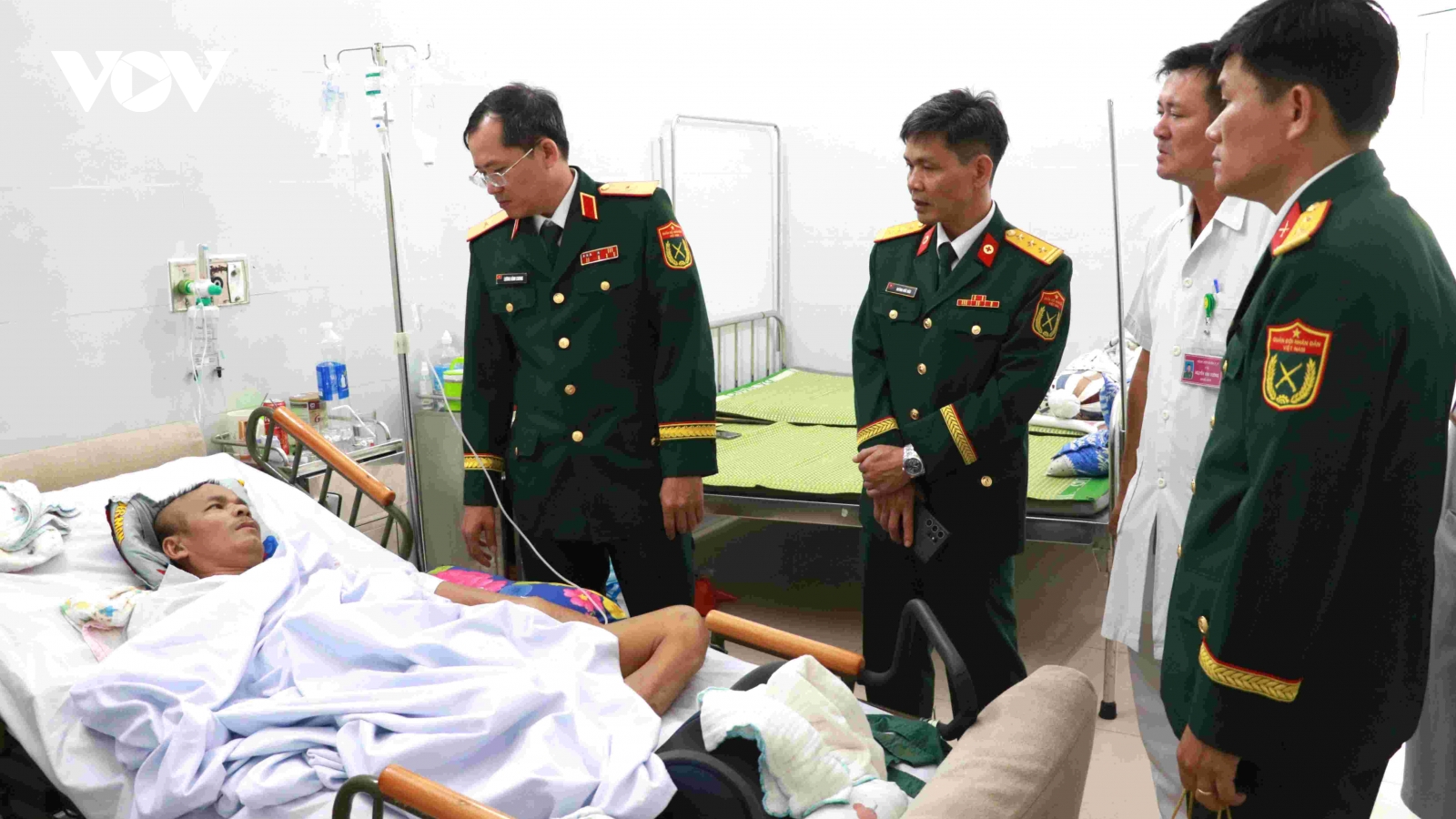 Ngày Mùng 1 Tết Bính Ngọ ở Bệnh viện Quân y 17