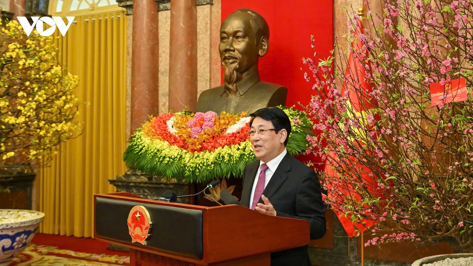 Chủ tịch nước Lương Cường gặp mặt, chúc tết cán bộ Văn phòng Chủ tịch nước