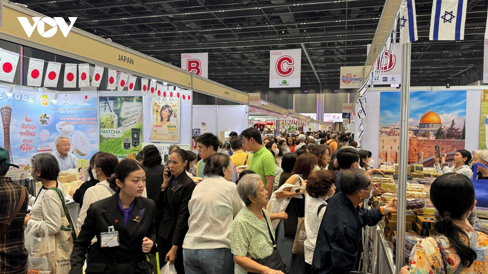 Dấu ấn Việt Nam tại Hội chợ nhân đạo lớn ở Bangkok