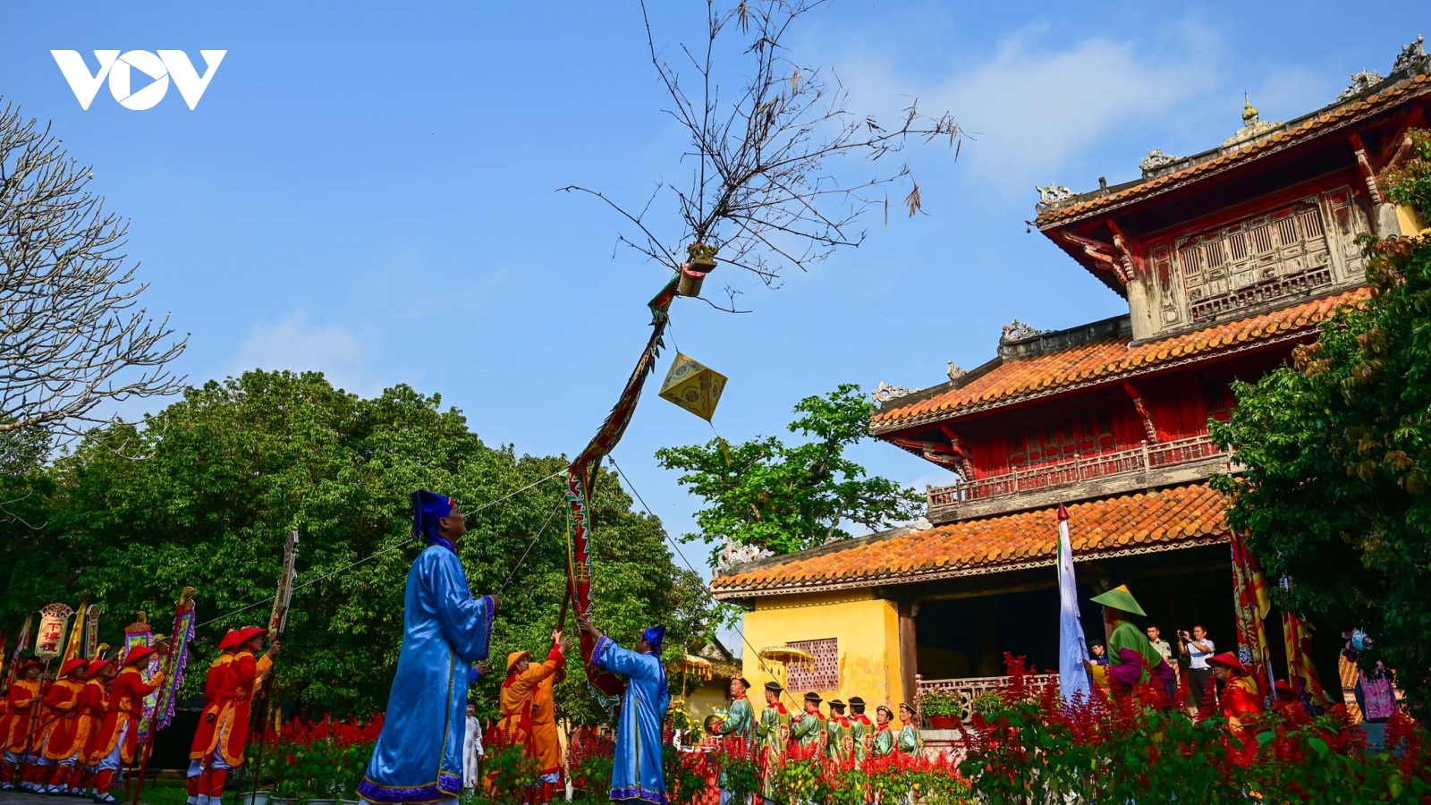 Lễ Hạ nêu tại Đại Nội Huế: Khép lại Tết cổ truyền, mở đầu một năm mới bình an