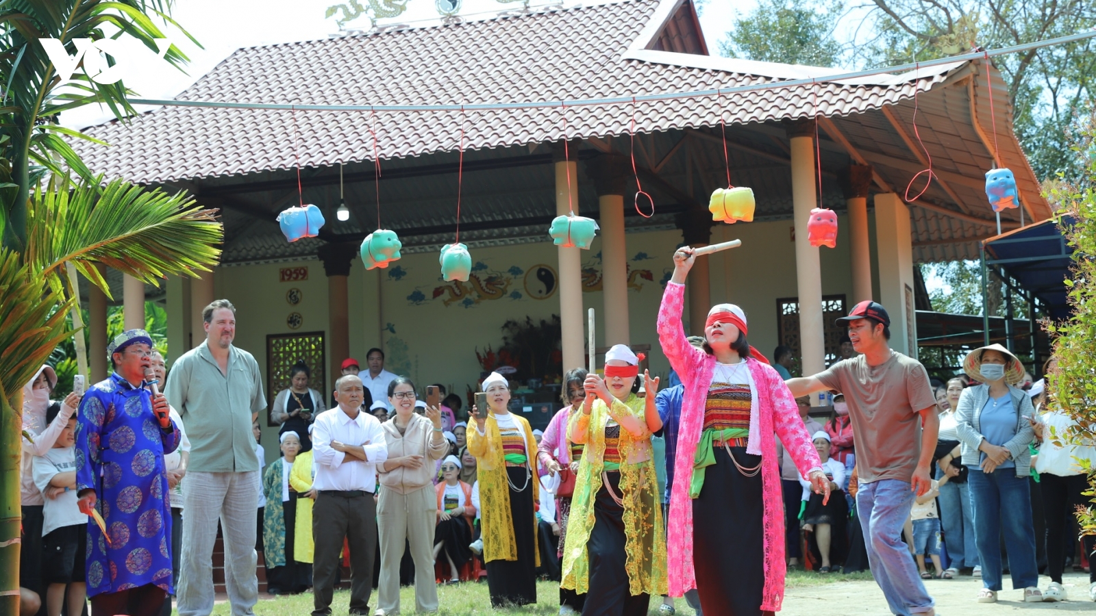 Nghi thức vào vụ sản xuất mới của người Mường ở Đắk Lắk