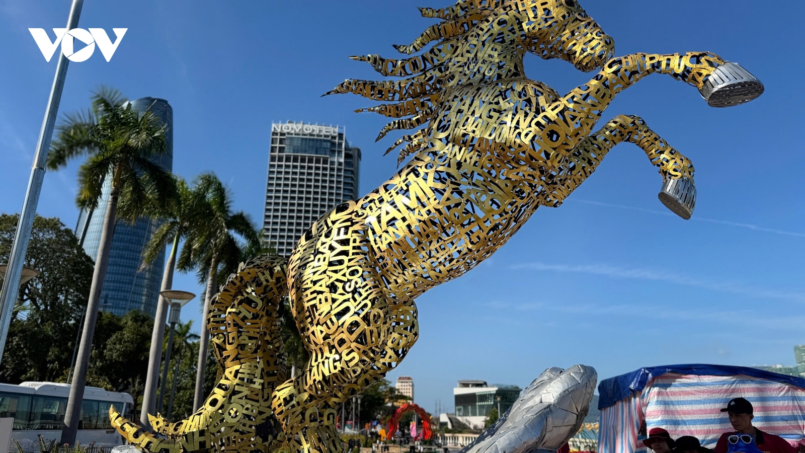 Linh vật ngựa ở Đà Nẵng được ghép từ địa danh của 94 đơn vị hành chính cấp xã