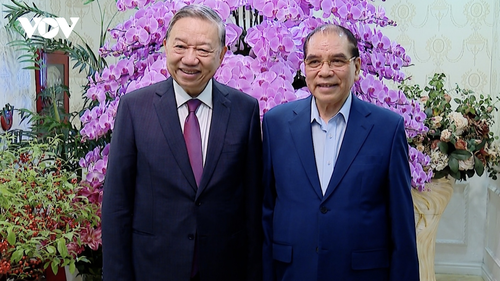 Tổng Bí thư Tô Lâm thăm, chúc Tết nguyên Tổng Bí thư Nông Đức Mạnh