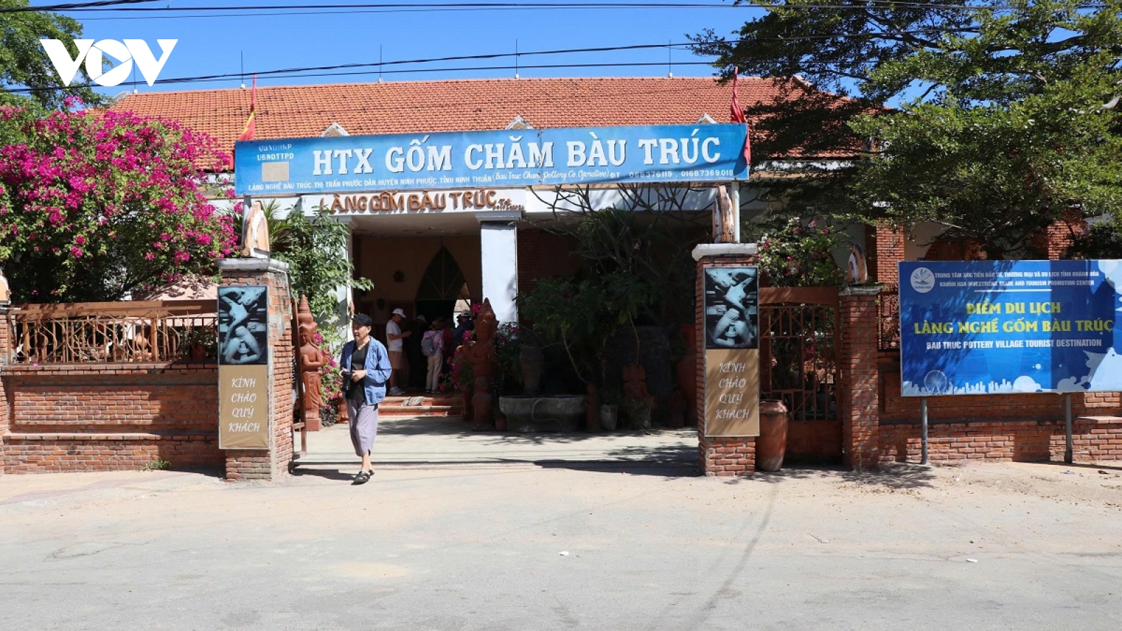 Đầu xuân trải nghiệm văn hóa Chăm tại làng gốm Bàu Trúc (Khánh Hòa)