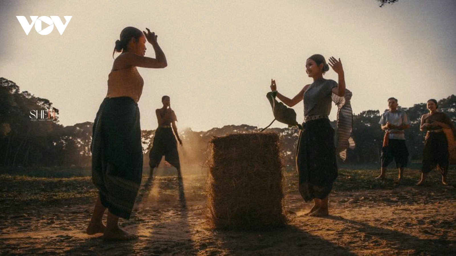 Vĩnh Long: Đặc sắc trò chơi dân gian dịp Tết Chôl Chnăm Thmây của người Khmer