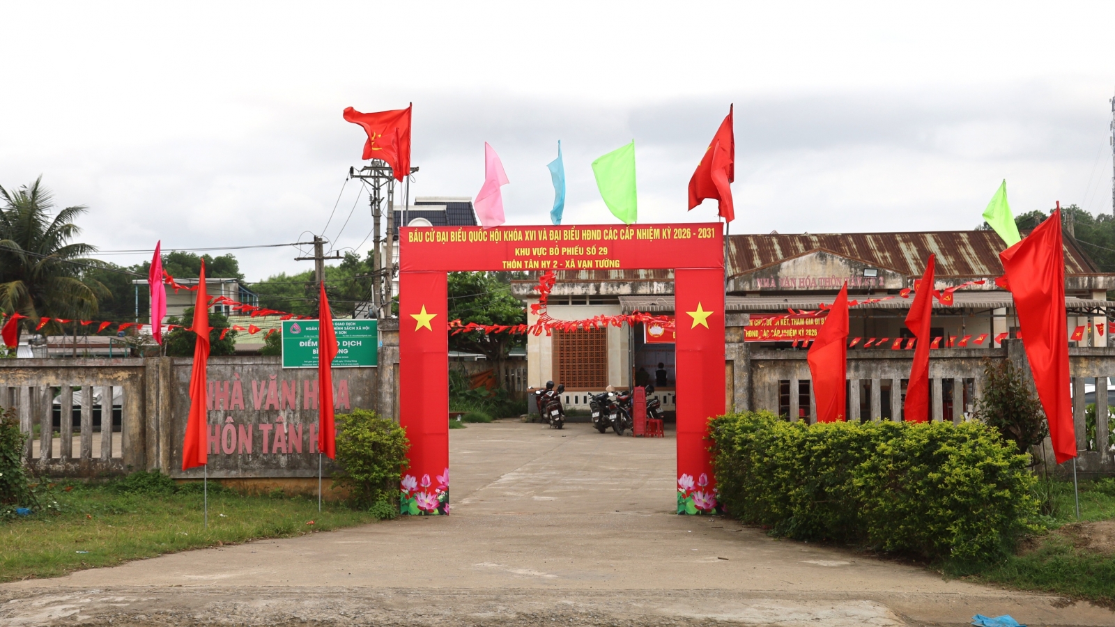 Trước ngày bầu cử ở vùng công nghiệp Dung Quất