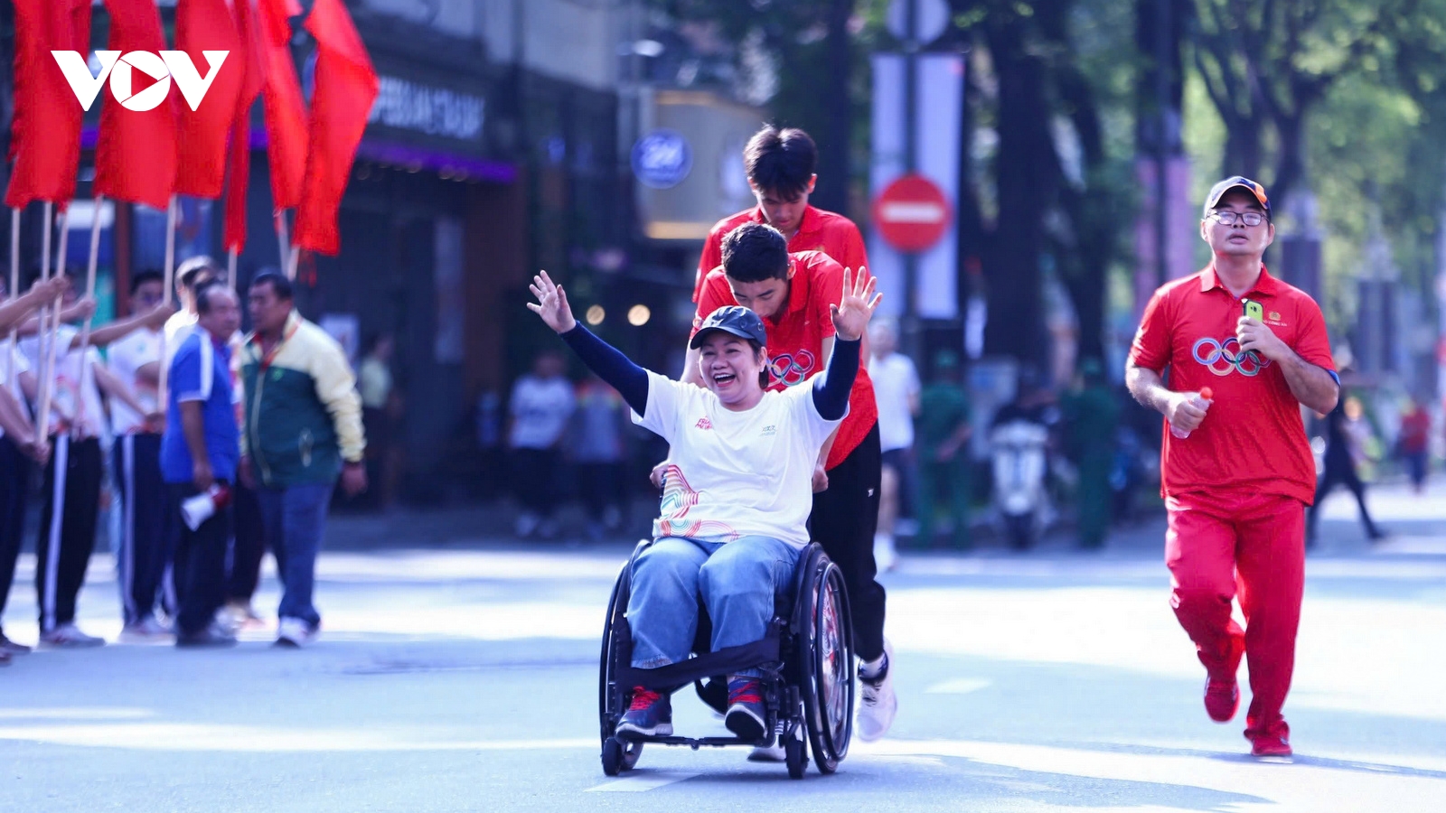 6.000 người tại TP.HCM tham dự Ngày chạy Olympic "Vì sức khỏe toàn dân"