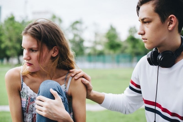 Dù họ yêu bạn nhưng bạn không còn tình cảm nữa thì cũng nên rời đi