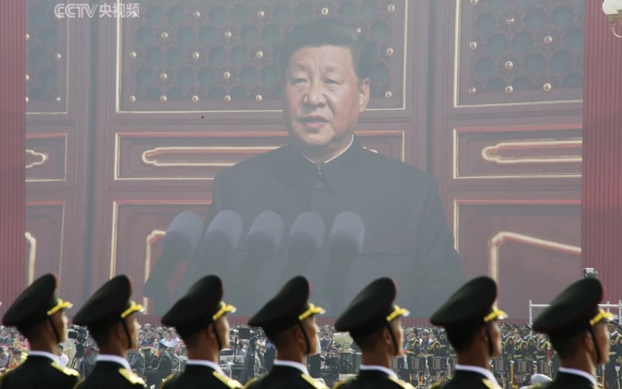 Hình ảnh Chủ tịch Trung Quốc Tập Cận Bình trên màn chiếu tại một sự kiện của nước này. Ảnh: Reuters.