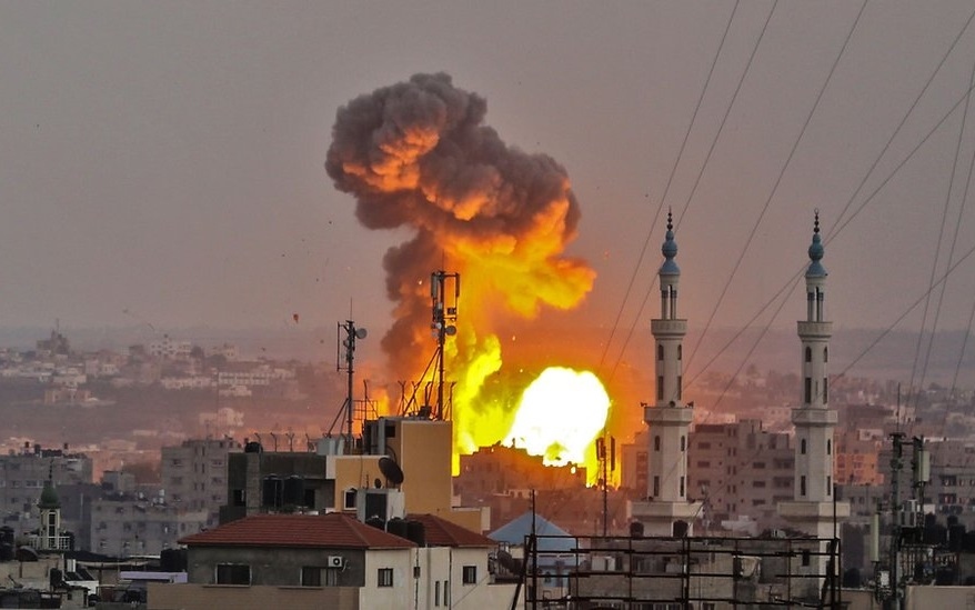 Israel không kích Gaza. Ảnh: BBC.