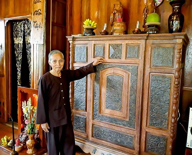 Căn nhà được xây dựng từ 4000 cây dừa và có kinh phí lên tới 6 tỷ đồng. Ảnh: Eva.vn