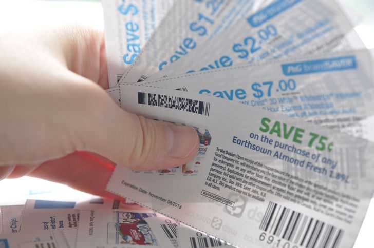Coupon hoặc voucher hết hạn: Tích cóp voucher như một thói quen tiết kiệm, nhưng bạn nên sắp xếp gọn gàng lại túi của mình bằng cách vứt bỏ những chiếc voucher đã quá hạn sử dụng.