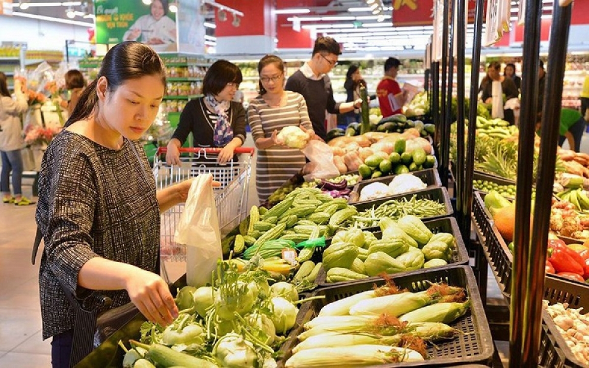 Nhiều chuyên gia kinh tế khuyến nghị, không thể lơ là, chủ quan trong kiểm soát lạm phát trong năm 2021. (Ảnh minh họa: KT)