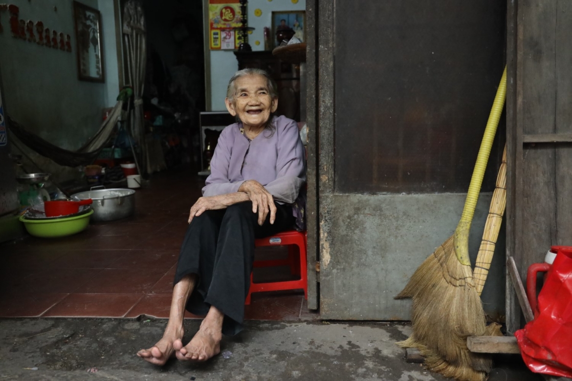 Cụ Chín