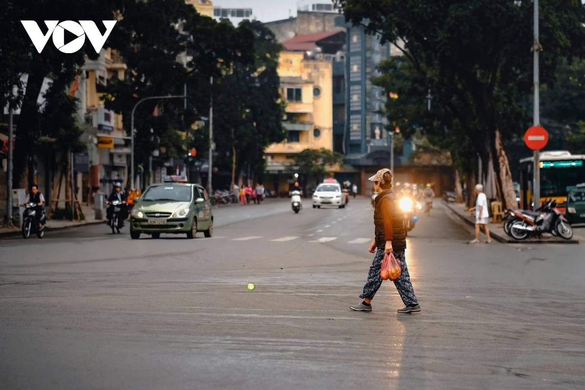 Many places now have a subdued atmosphere, with the streets appearing just as quiet as in the old days.