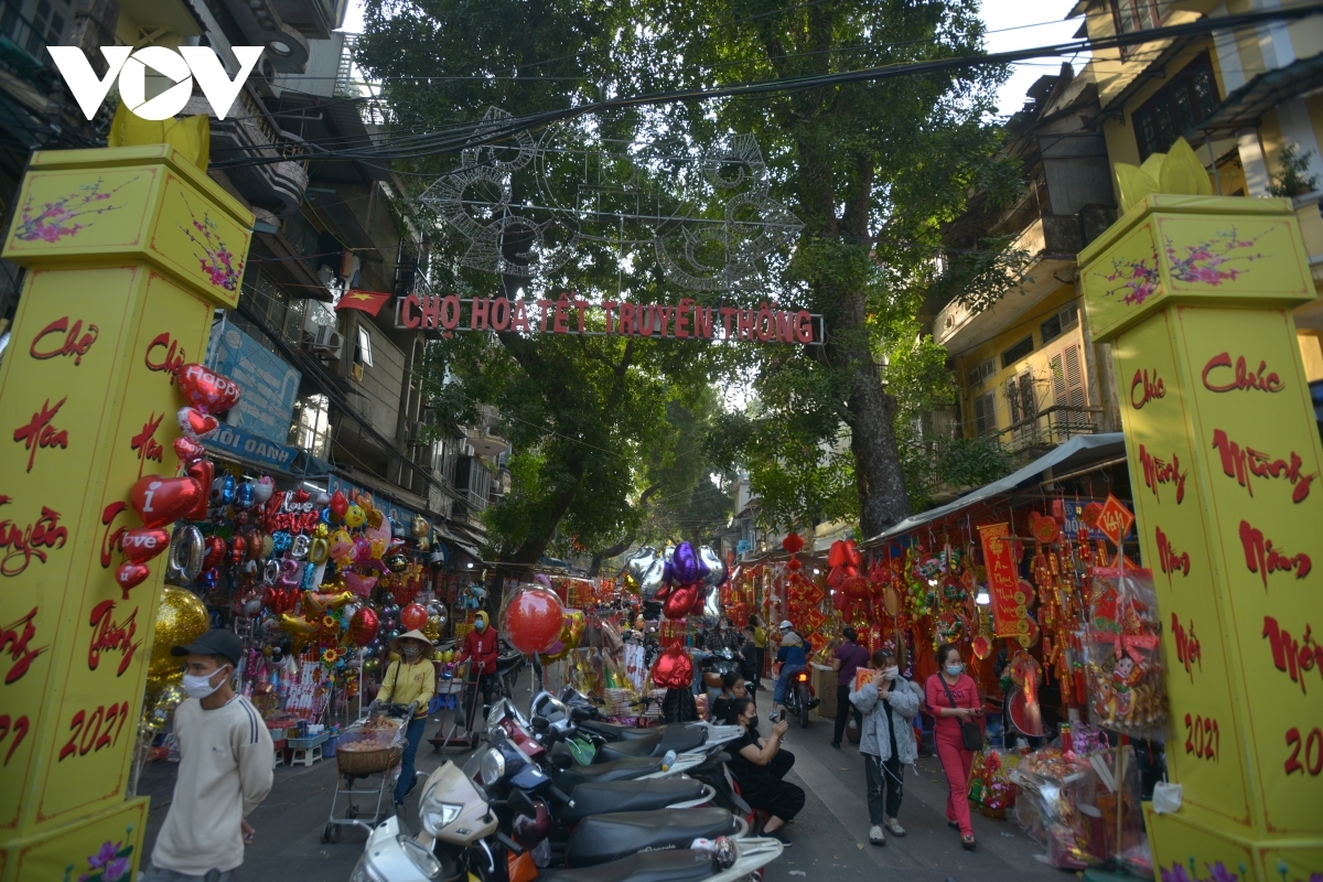 Hang Ma and Hang Luoc are noted for their traditional Tet flower market that has spanned approximately 500 years.