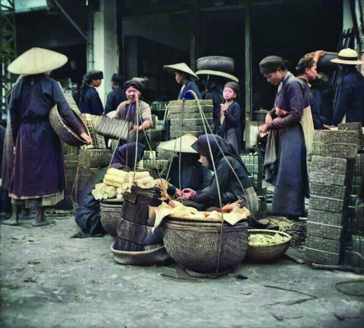 Chợ xưa còn đọng mãi trong ký ức bao người.