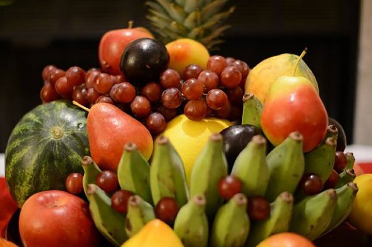 Northerners prefer to display green bananas on the ancestral altar on special occasions throughout the year, especially Tet.