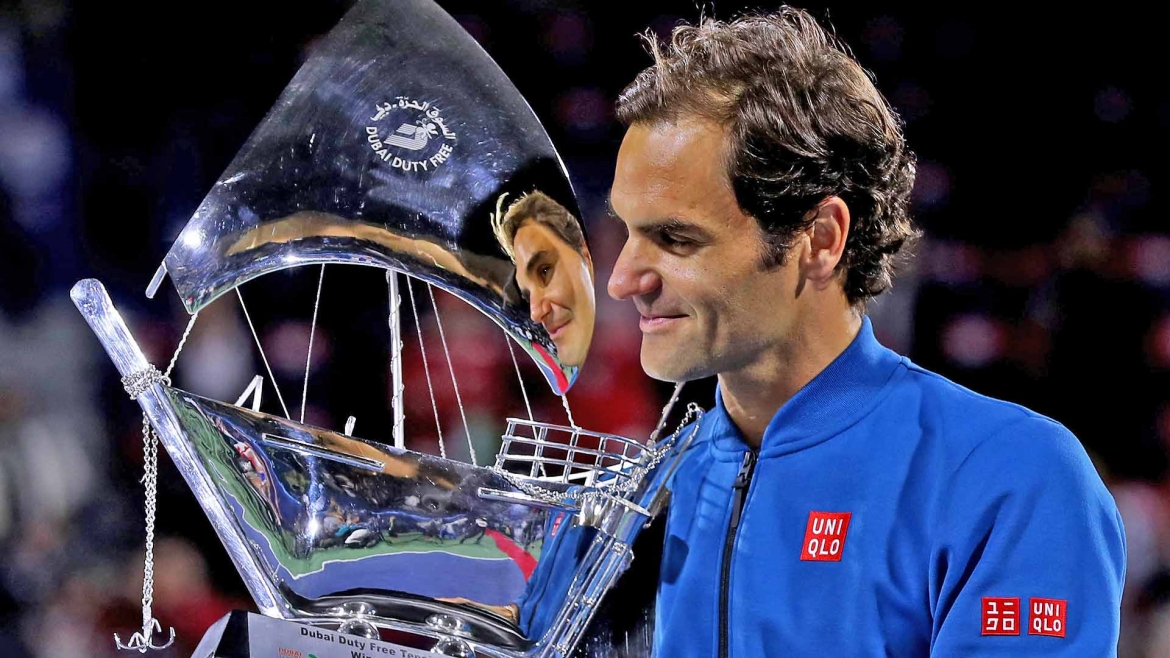 Ngày này 2 năm trước, Federer có được danh hiệu đơn nam thứ 100 trong hệ thống ATP. (Ảnh: Getty).