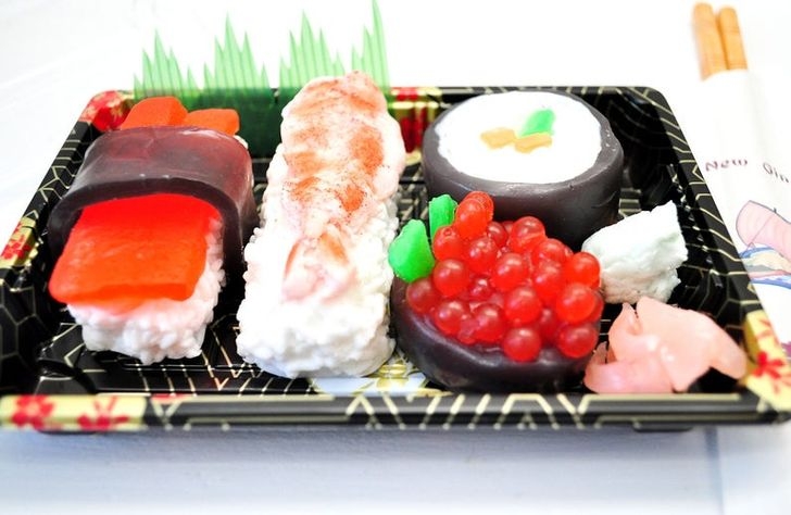 Tin được không, đây là những bánh xà phòng thơm tho đấy./.