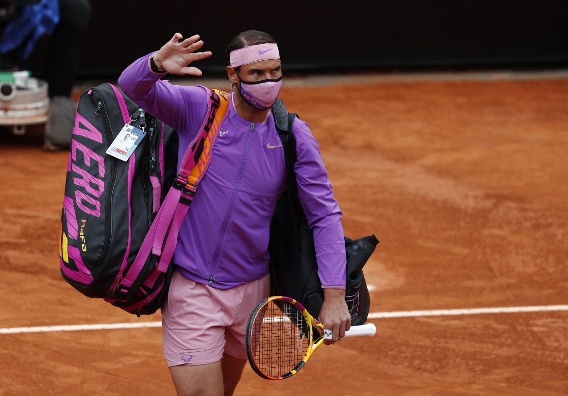 Sau các giải đấu để cho những tay vợt trẻ lên ngôi vô địch (Tsitsipas - Monte Carlo, Zverev - Madrid), cả Nadal lẫn Djokovic đều quyết tâm đăng quang ở Rome Masters. Nadal giành quyền vào chung kết sau trận thắng dễ Reilly Opelka. 