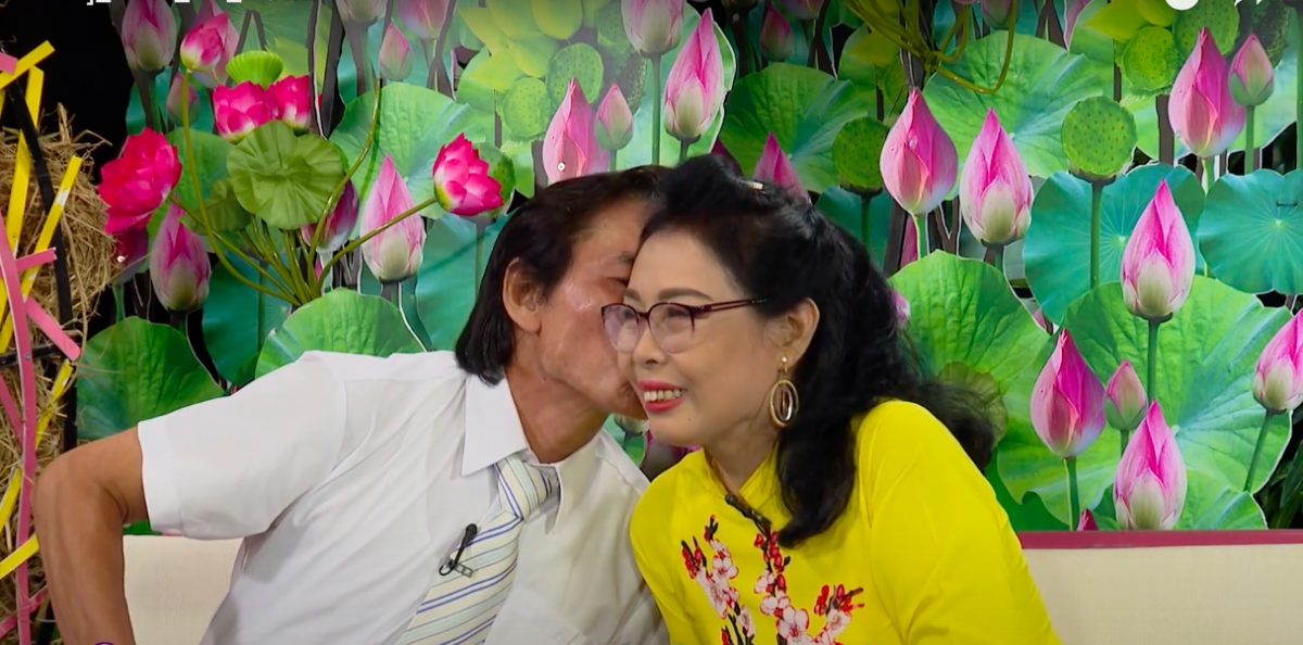 Chú Quý và cô Bích tại chương trình.