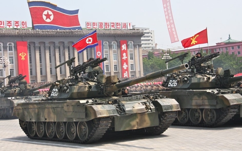Xe tăng Triều Tiên trong một cuộc diễu binh của nước này. Ảnh: Military Watch Magazine.