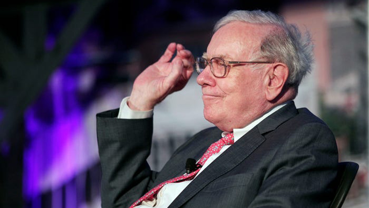 Với khối tài sản trị giá khoảng 110 tỷ USD, ông Warren Buffett hiện là người giàu thứ 6 trên bảng xếp hạng tỷ phú của Bloomberg Billionaires Index.