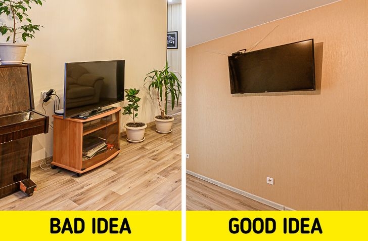 Tivi ngang tầm mắt hoặc thấp hơn: Nên đặt TV cao hơn tầm mắt, khi ngẩng lên nhìn TV sẽ có cảm giác tường nhà cao hơn so với thực tế. Ngoài ra cách làm này còn tạo ra khoảng trống bên dưới TV để tận dụng lưu trữ các món đồ khác./.