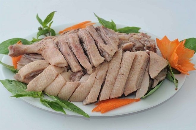 Ăn gì để giết sâu bọ trong ngày 5/5? Nhiều gia đình luôn có món thịt vịt.