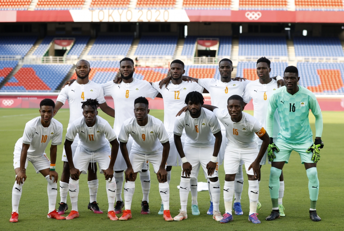 Sao MU Diallo gánh team. (Ảnh: Reuters).