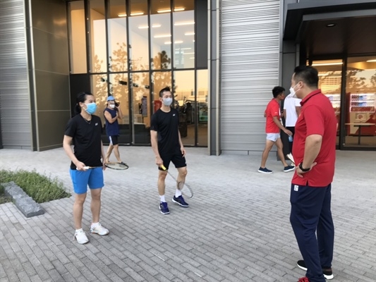 Tiến Minh và Thùy Linh tập nhẹ (Ảnh: TX).