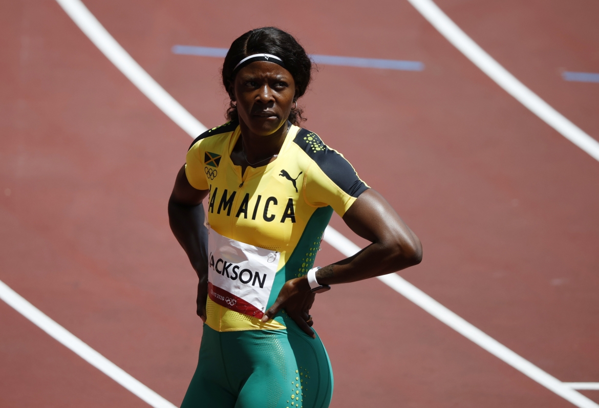 Khuôn mặt "thất thần" của Shericka Jackson sau khi bị loại. (Ảnh: Reuters). 