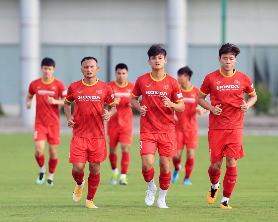 Dự kiến, ĐT Việt Nam sẽ còn 1 trận đá tập nữa với U23 Việt Nam vào ngày 25/8 tới trước khi lên đường sang Saudi Arabia./. 