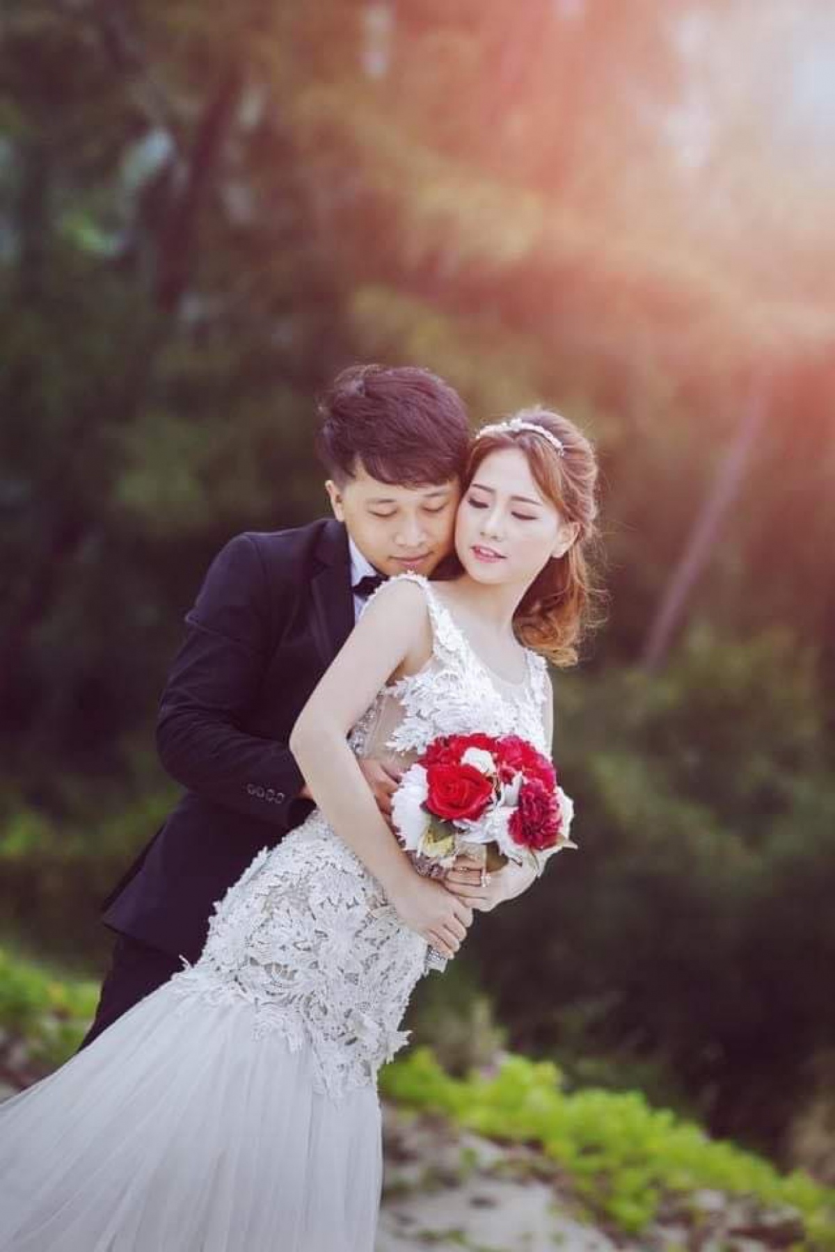 Từng đặt hình mẫu cao ngất nhưng Thu Mai gạt bỏ tất cả khi trúng tiếng sét ái tình.