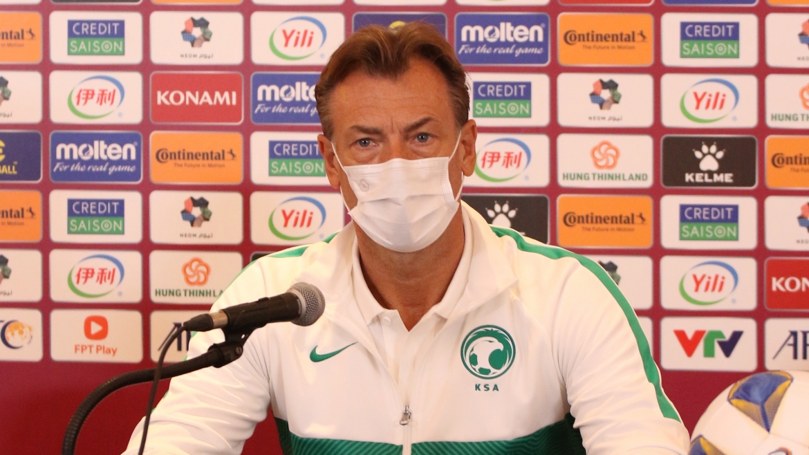 HLV Herve Renard của Saudi Arabia dành lời khen cho ĐT Việt Nam (Ảnh: VFF).