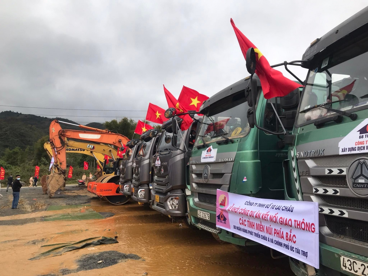 Khởi công dự án kết nối giao thông các tỉnh miền núi phía Bắc hơn 235 triệu USD.