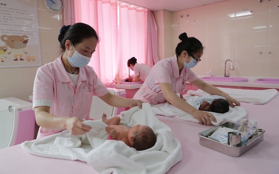 Trẻ sơ sinh Trung Quốc. Ảnh: Tân Hoa xã.