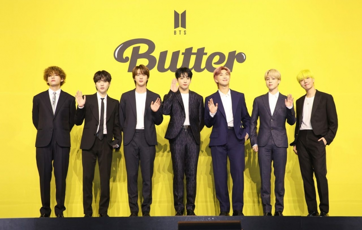 BTS là một trong những nghệ sĩ tiêu thụ album mạnh vào năm 2021.