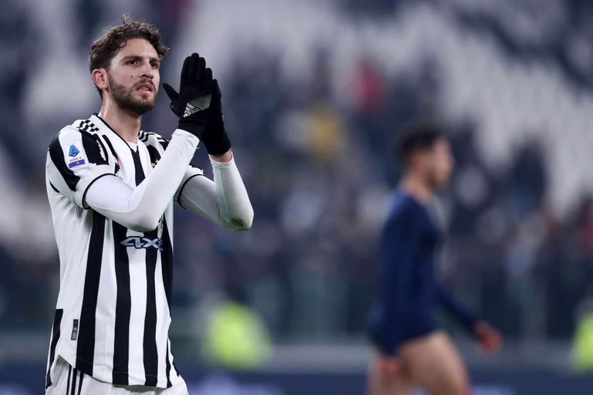 Tiền vệ Manuel Locatelli (Juventus) 35 triệu Euro