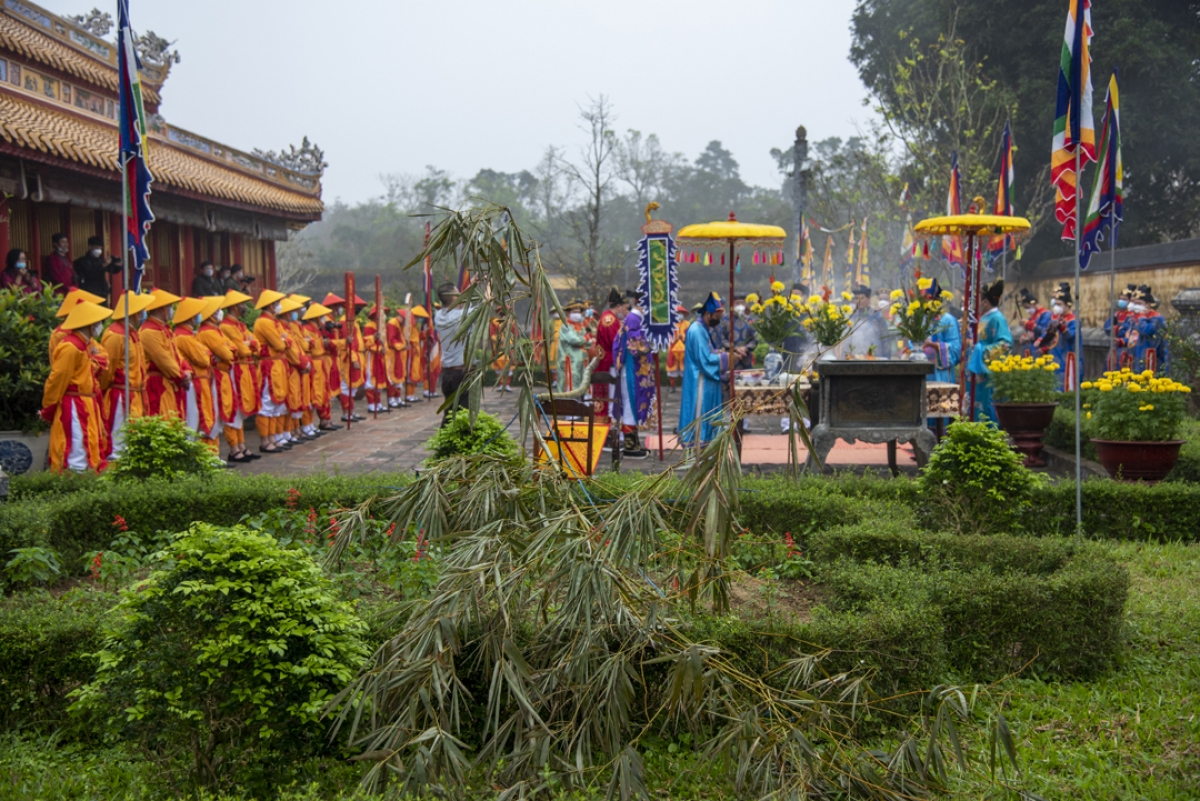 Sáng nay 25/1, Trung tâm BTDT Huế đã tổ chức lễ thượng tiêu như thường lệ vào ngày 23 tháng Chạp.