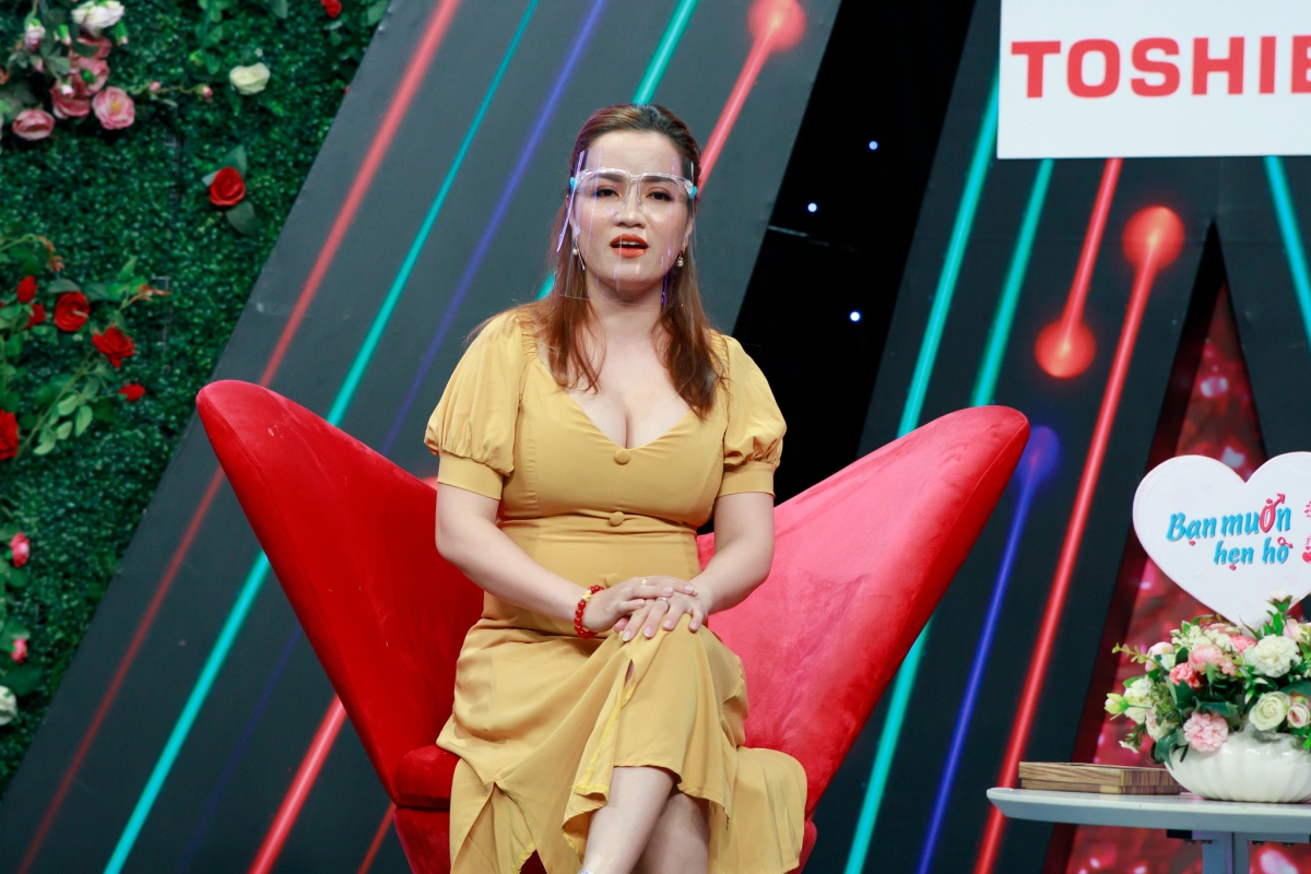 Mẹ đơn thân Đoàn Thị Minh Huế.