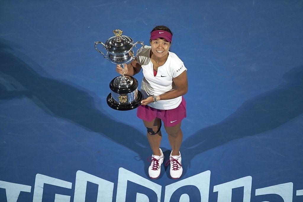 Li Na và danh hiệu lịch sử ở Australian Open 2014. (Ảnh: Getty). 