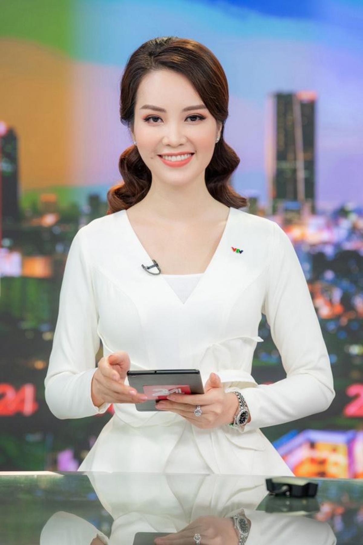 The local Hanoi girl has been working for Vietnam Television (VTV) for the past 13 years.