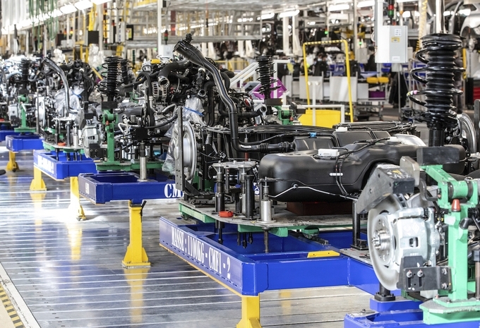Các tập đoàn ô tô của Đức và Pháp sẽ bị ảnh hưởng nặng nề. Anh: DW